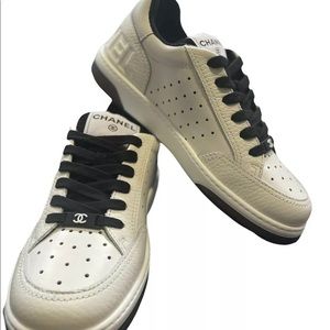 NIB CHANEL Calfskin Womens Logo Sneakers Size 9,5 White!!